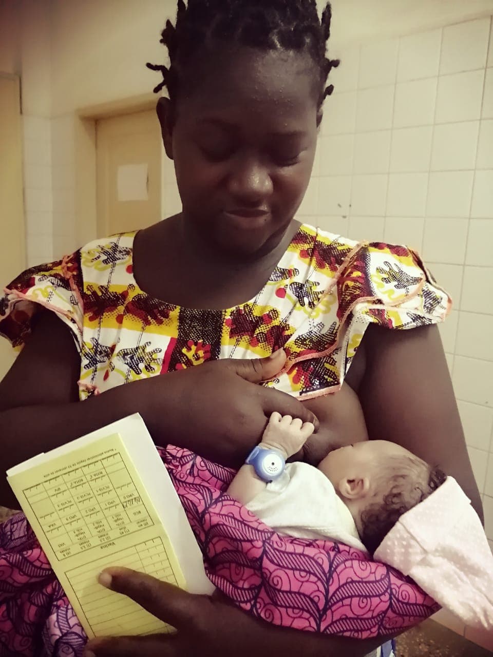 Guinea-Bissau — Mother with her BEMPU baby